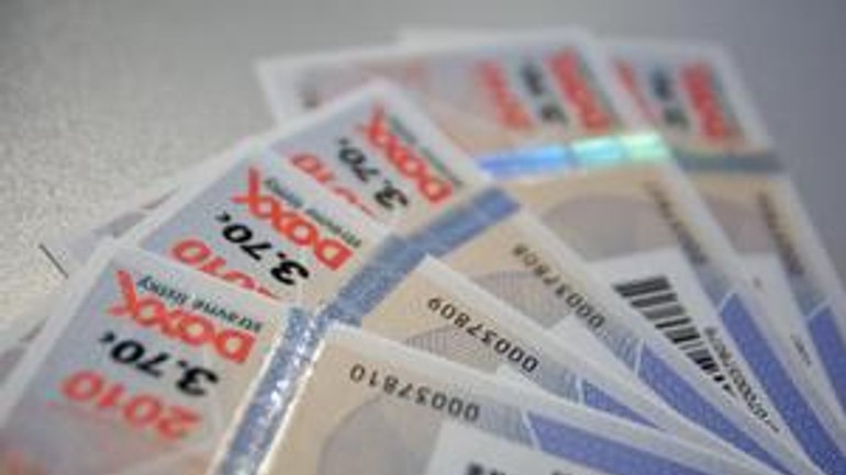 Z auta ukradli stravné lístky za približne 28.000 eur - stravne_listky