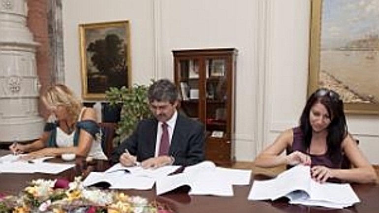 Primátor podpísal zmluvu o prenájme kráľovej hory - Kralova hora zmluva