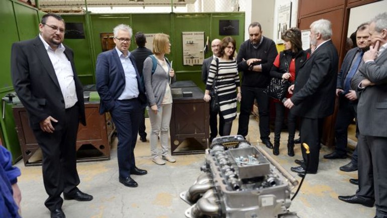 Soš automobilová v bratislave zmení zriaďovateľa - dualna_akademia