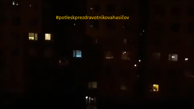 #potleskprezdravotníkovahasičov