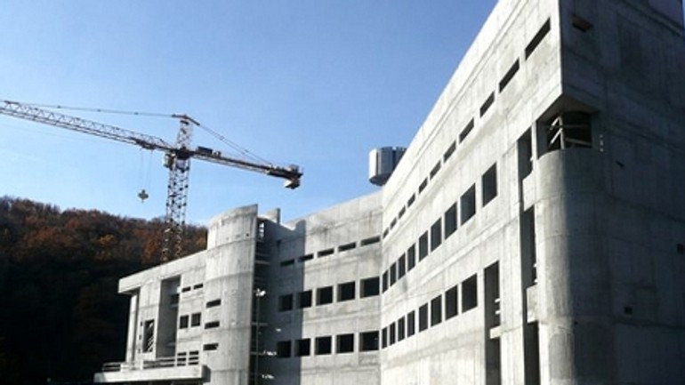 Vláda bude s ruskom ďalej rokovať o cyklotrónovom centre - cyklotronove_centrum