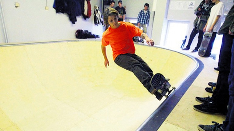 Na hálkovej otvorili unikátnu skateboardovú dráhu - skater1