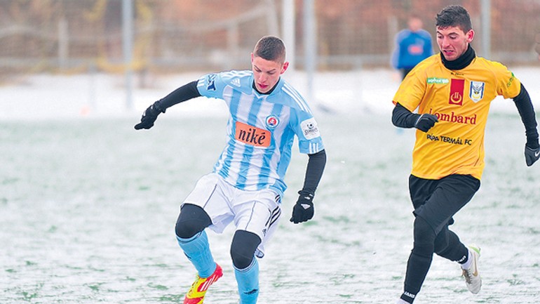 Futbalisti šk slovan začínajú jarnú časť corgoň ligy - Skslovan1