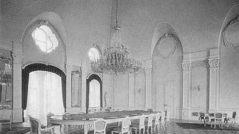 V letnom arcibiskupskom paláci zrkadlová sála nebola a nie je - pamatnik18