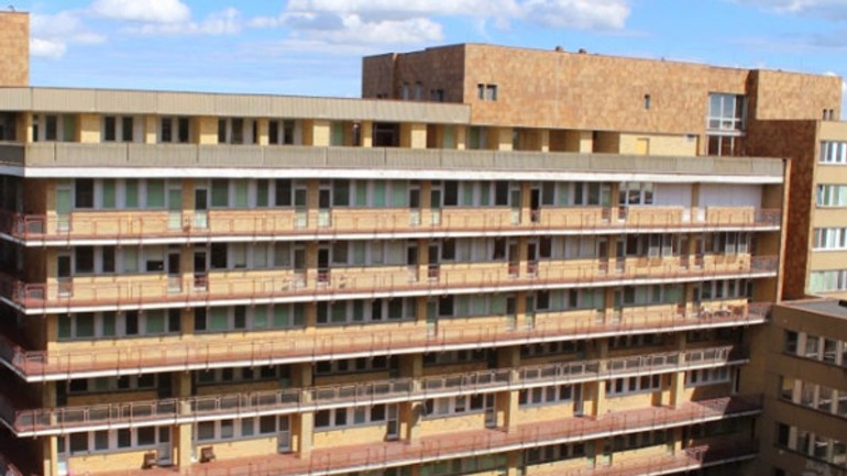 Vyšetruje pád dôchodcu z balkóna petržalskej nemocnice - nemocnica_antolska