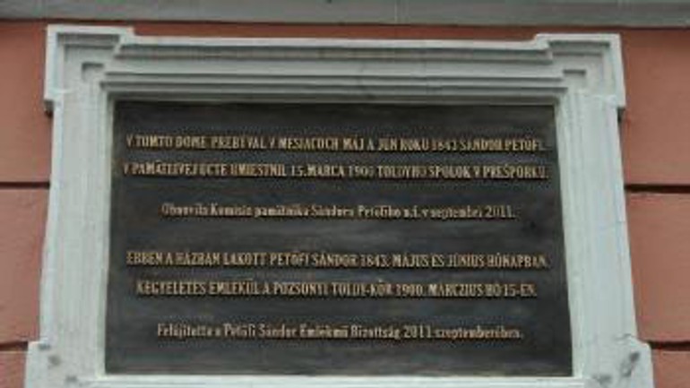 Na panenskej odhalili tabuľu sándora petöfiho - Tabula2