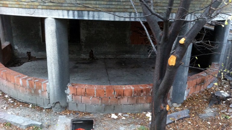 Z bezručovej ulice zmizli kríky aj bezdomovci - Bezrucka1