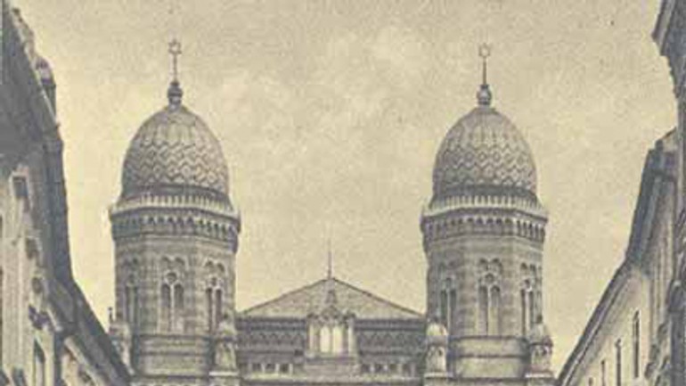 Zbúraná synagóga vraj bola hanbou - Pamatnik1