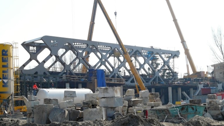 Starého mosta pribúda, hlučno&nbsp;je aj&nbsp;v&nbsp;noci - Starý_most_hl