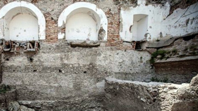 Na hrade objavili unikátne nálezy, majú ustúpiť výstavbe garáže - hrad1