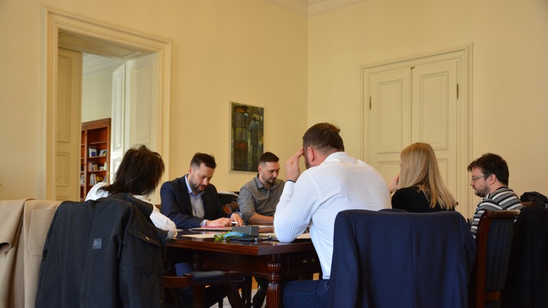 Redakcia BA novín na magistráte