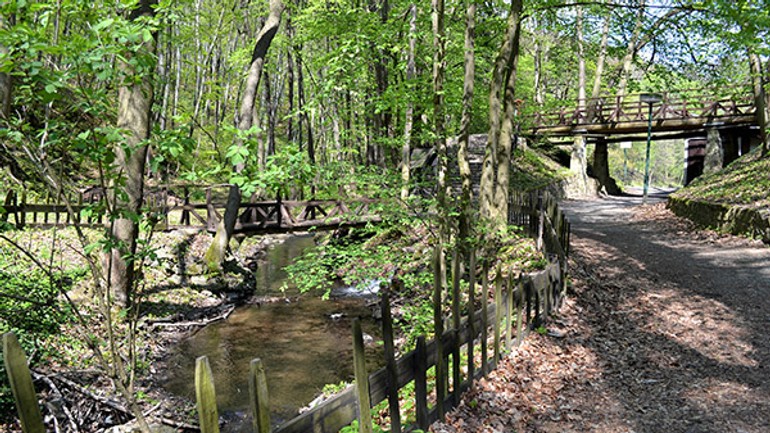 Chystá sa stavebná uzávera na železnej studienke – kto dostane výnimku? - zelezna-studnicka