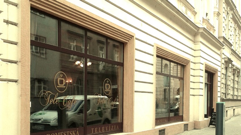 Škandalózny prenájom kaviarne na medenej ulici za 40 eur mesačne! - tele_cafe1