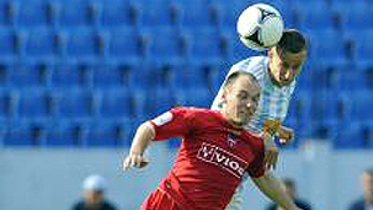 Futbalisti slovana porazili vion a dotiahli sa na trnavu - Skslovan zm1