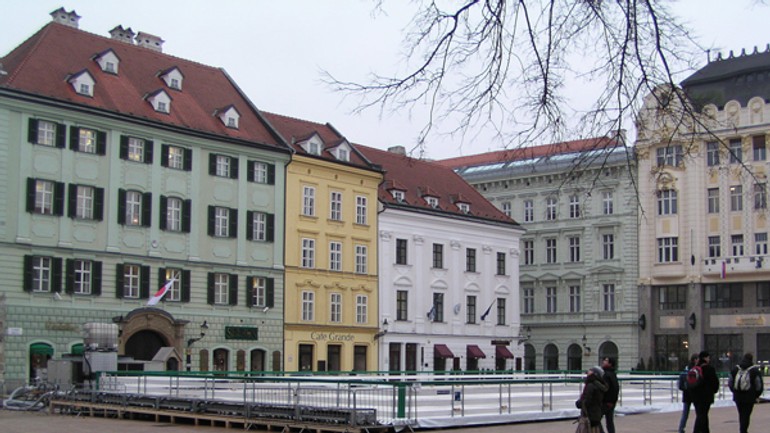 V centra mesta bude znovu verejné klzisko - Klzisko1