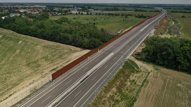 Otvorenie úseky D4 R7 (Ketelec-Dunajská Lužná, Dunajská Lužná-Holice a Ketelec-Rovinka) 