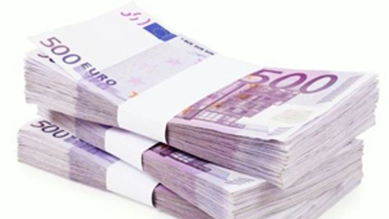 Medzi malé mestské časti sa má prerozdeliť 1,95 milióna eur - euro_bankovky