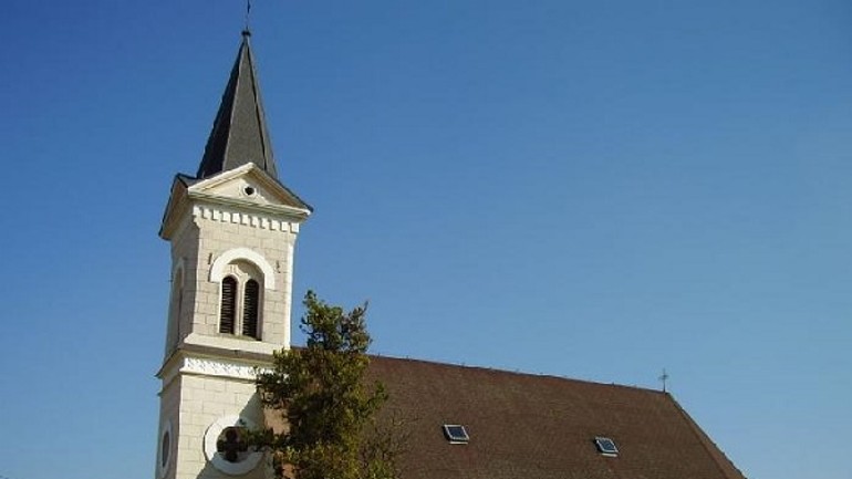 Noc kostolov bude už štvrtýkrát aj v rusovciach - Rusovce ev.kostol