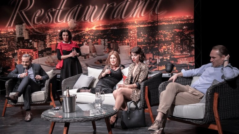 Divadlo Aréna - Bella Figura