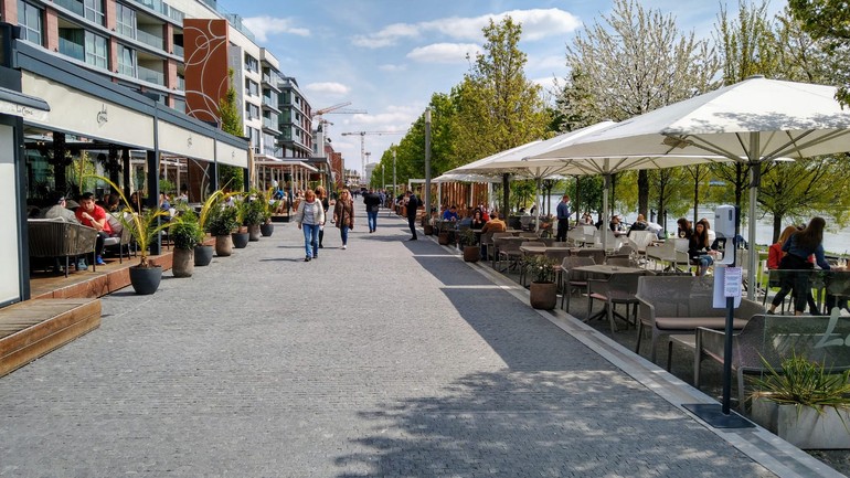 Terasy Eurovea nábrežie