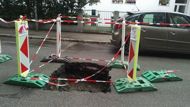 Prepadnutú cestu na šoltésovej už opravujú - 18555061_140321366511570_1954273477_n