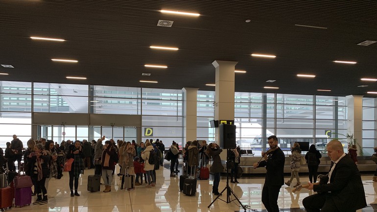 Letisko -príletová hala