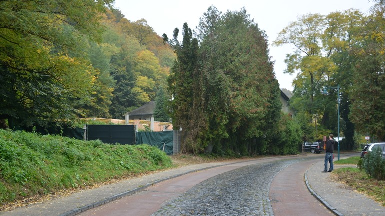 Cesta na Železnej studničke k stavbe