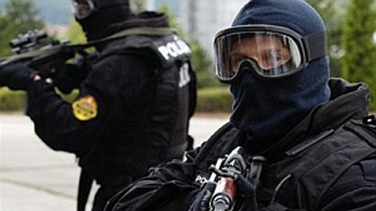 V devínskej novej vsi bola v utorok policajná razia - Kuklaci