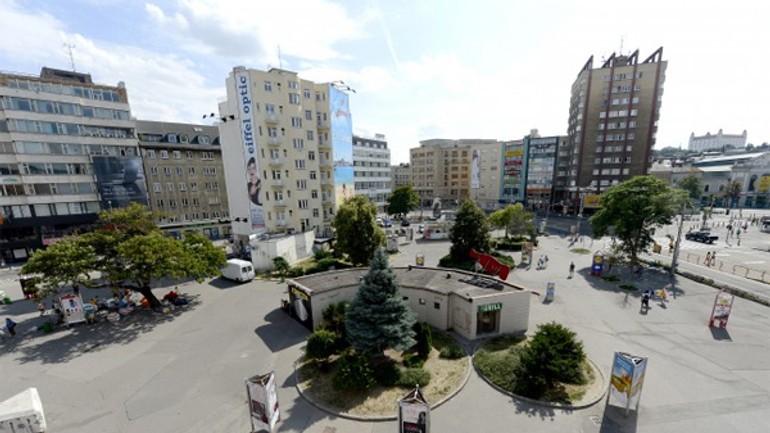 Kamenné námestie chce mesto predať - kamenne_namestie