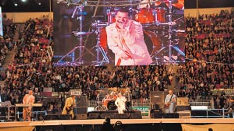 Legendárna skupina faith no more po rokoch pozýva bratislavčanov - faith_no_more