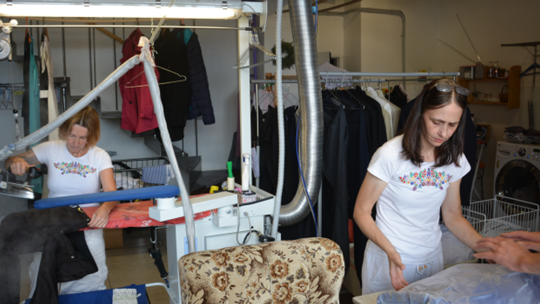 Zuzka a Monika "Čistiareň u Zuzky"