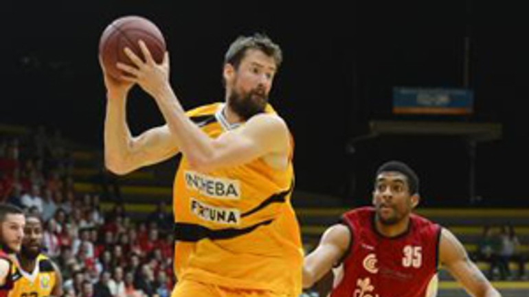 Inter bratislava zdolal komárno a vyrovnal sériu na 2:2 - bkinter_KN41