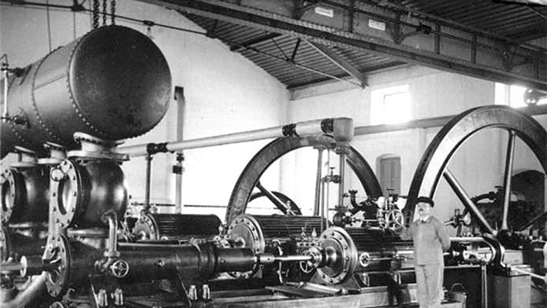 Vodári vystavia dobové fotografie v karlovej vsi - Vodaren stara