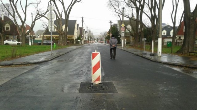 Ružinov ukončil výmenu povrchov ciest a chodníkov - asfalt_ruzinov