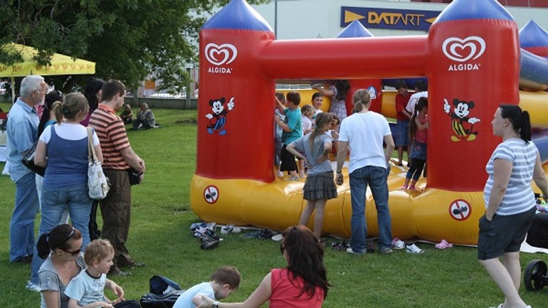 Leto v novom meste otvoria jana kirschner, peter bič project a ohňostroj - Kuchajda leto