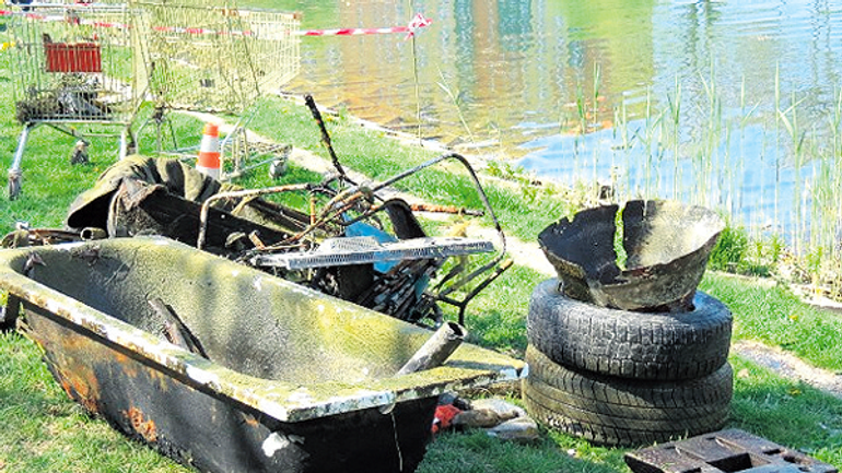 Petržalčania opäť vyčistili koryto aj okolie chorvátskeho ramena - chorvatske1