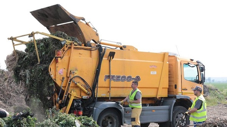 Foto: kde končí bioodpad z hnedých kontajnerov? - 18582211_643018945897553_911421250665424422_n