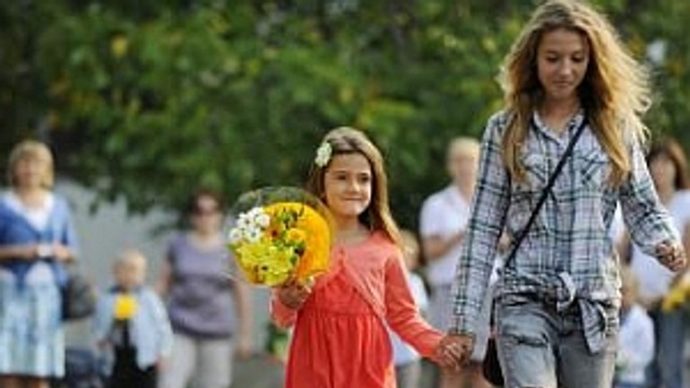 V bratislava dnes nastúpilo do škôl viac ako 25.000 žiakov - Skola zaciatok