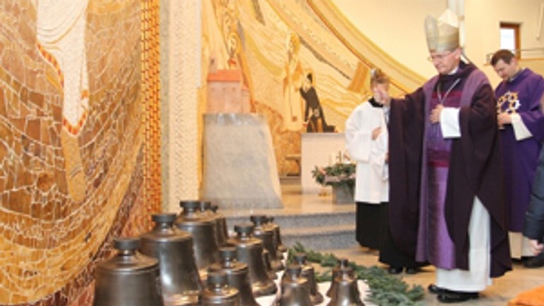 Katedrála na peknej ceste má nové zvony - zvony_krasnany