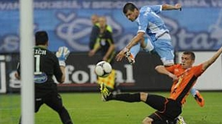 Slovan po výhre nad ružomberkom zvýšil náskok pred žilinou - Skslovan ruzomberok1
