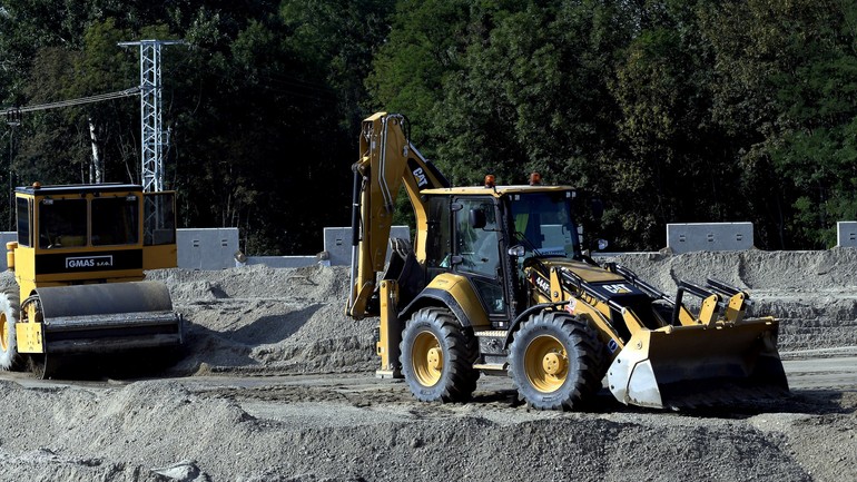 Výstavba diaľnice D4 a rýchlostnej cesty R7 v Rusovciach 