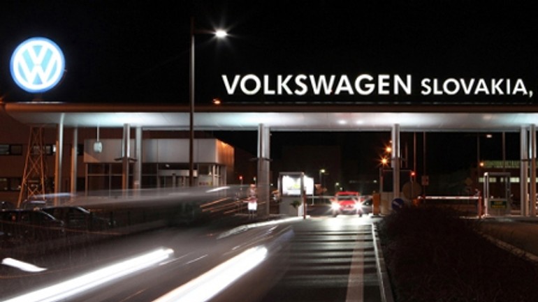 Primátor ftáčnik legalizoval čiernu stavbu volkswagenu - Vw zavod