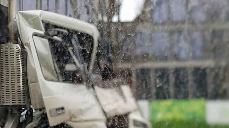 Nehoda dvoch nákladných áut