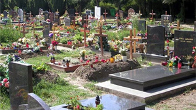 Nájom za hrobové miesto bude možné zaplatiť na cintoríne - Cintorin ruzinov