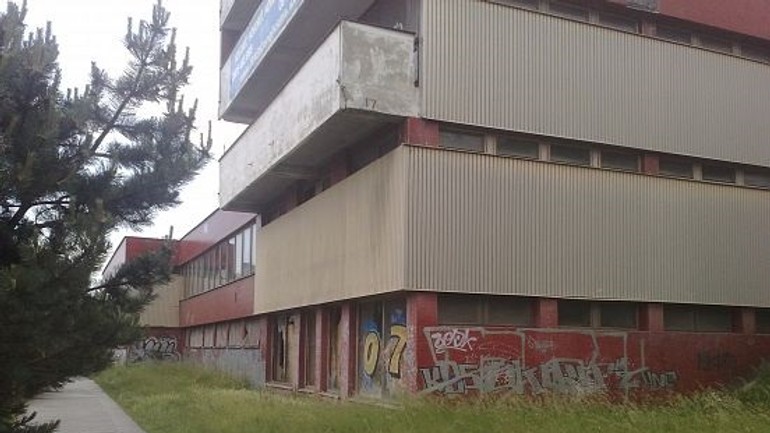 Revitalizácii schátraných budov v dúbravke bránia vlastnícke vzťahy - Posta Saratovská