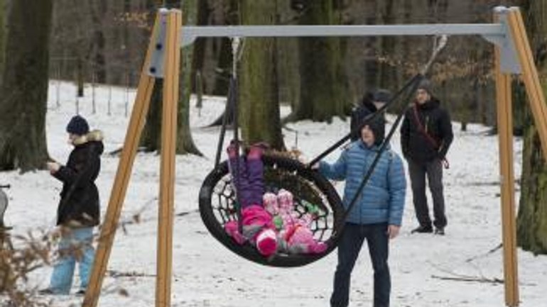 Foto prvý sviatok vianočný, bratislavčania si užívali voľno na kolibe - t_20161225_priroda1391705