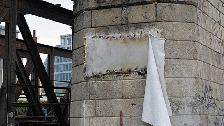 Pri rekonštrukcii mosta poškodili prvý pamiatkovo chránený pilier - pilier1