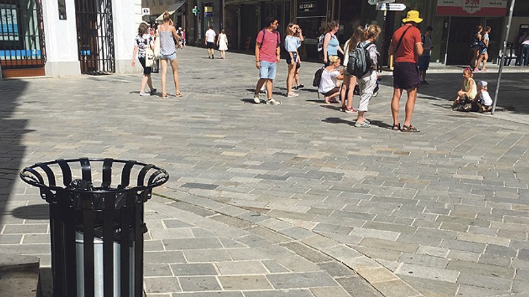 V historickom jadre mesta pribudlo 50 nových odpadkových košov - 13_kose