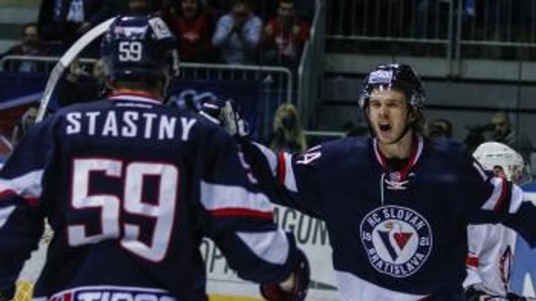 Hc slovan bratislava zdolal jekaterinburg po nájazdoch - hcslovan_jekaterin_2015