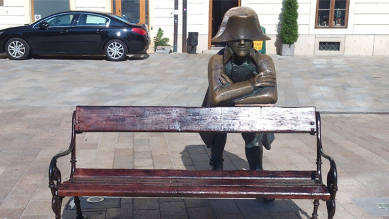 Napoleonský vojak je späť na námestí - napoleonsky_vojak